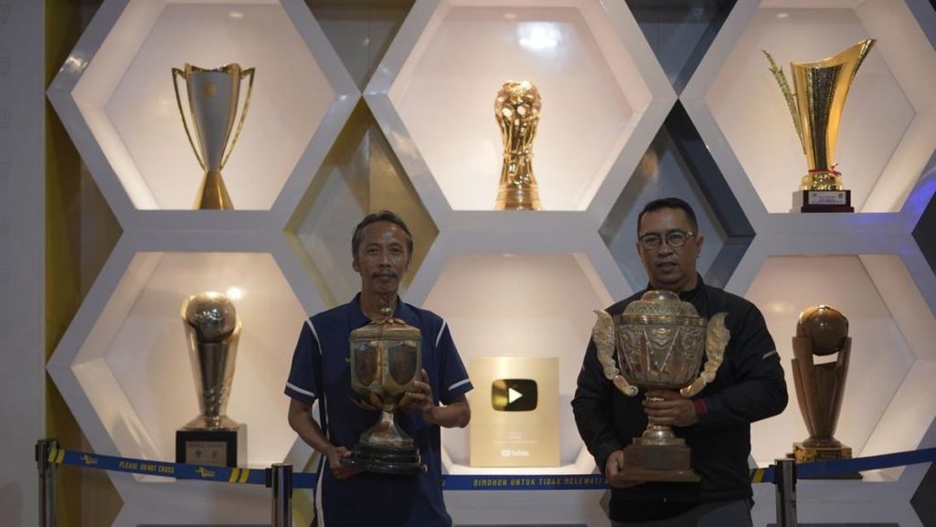 trofi-persib